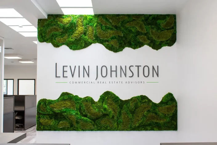 kabartmalı yosun duvar uygulaması